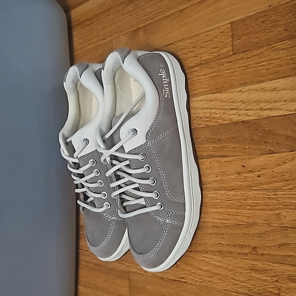 Simple shoes